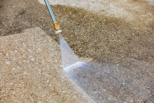 Best Pool Deck Cleaning  in Beverly Hills, TX